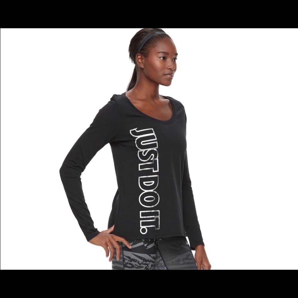 Black & Silver Nike  “Just do it” Nike Tee Shirt